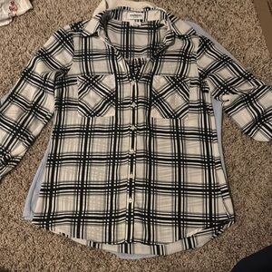 Women’s express 2 dress shirts